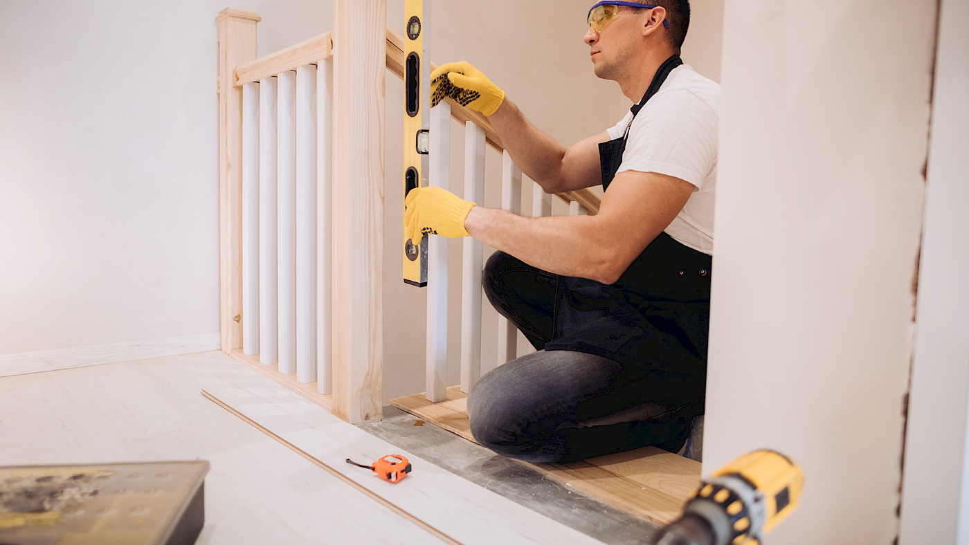 Staircase repair and bannister fitting by carpenter - request a quote